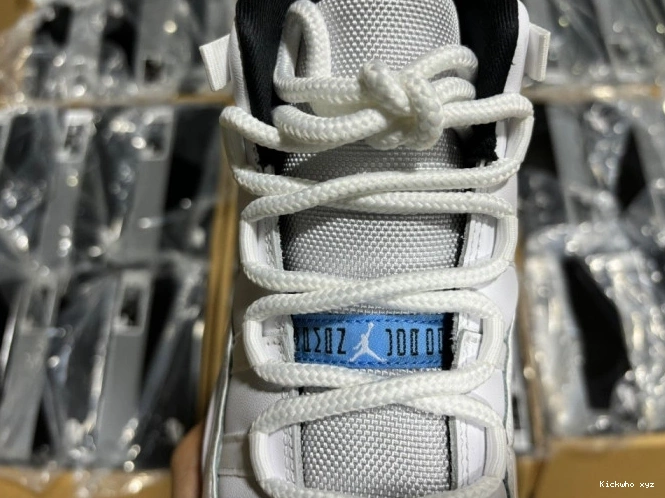 legend Jordan Air CT8012-104 11 Blue 0731